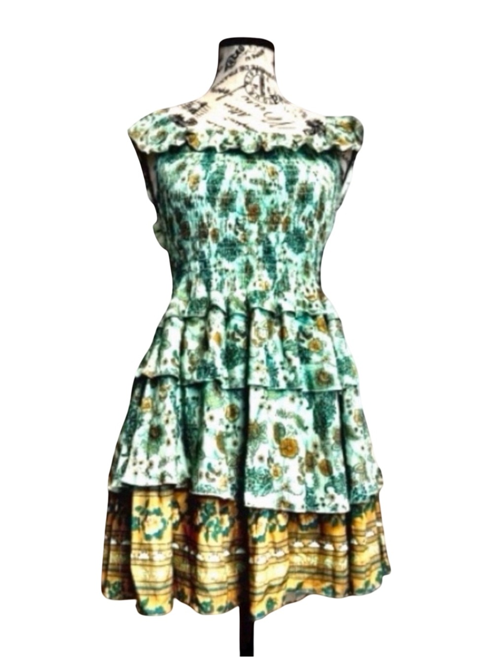 Scandal Italy Women’s Calypso Dress. Large